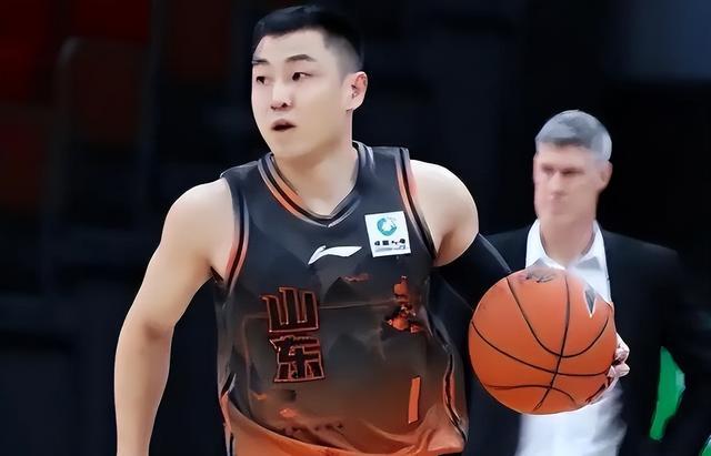 九游网页官网-转折点!山东男篮强势反弹,CBA季后赛赛后攻防权衡,目标明确,训练强度明显提升的简单介绍