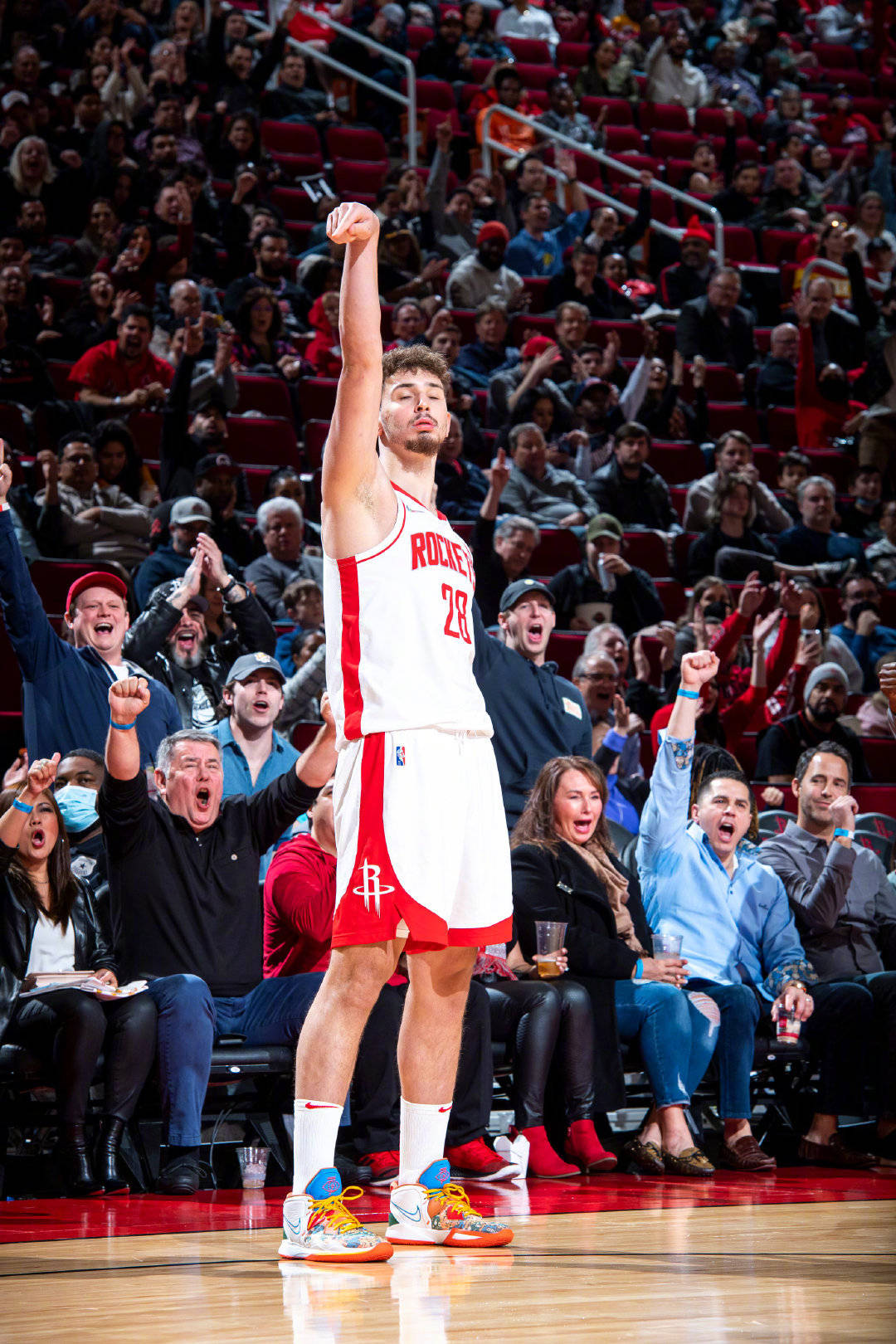 关于冲刺阶段体能课后，瓦伦西亚复出首秀备战欧篮联，引发热议，球探报告显示潜力的信息