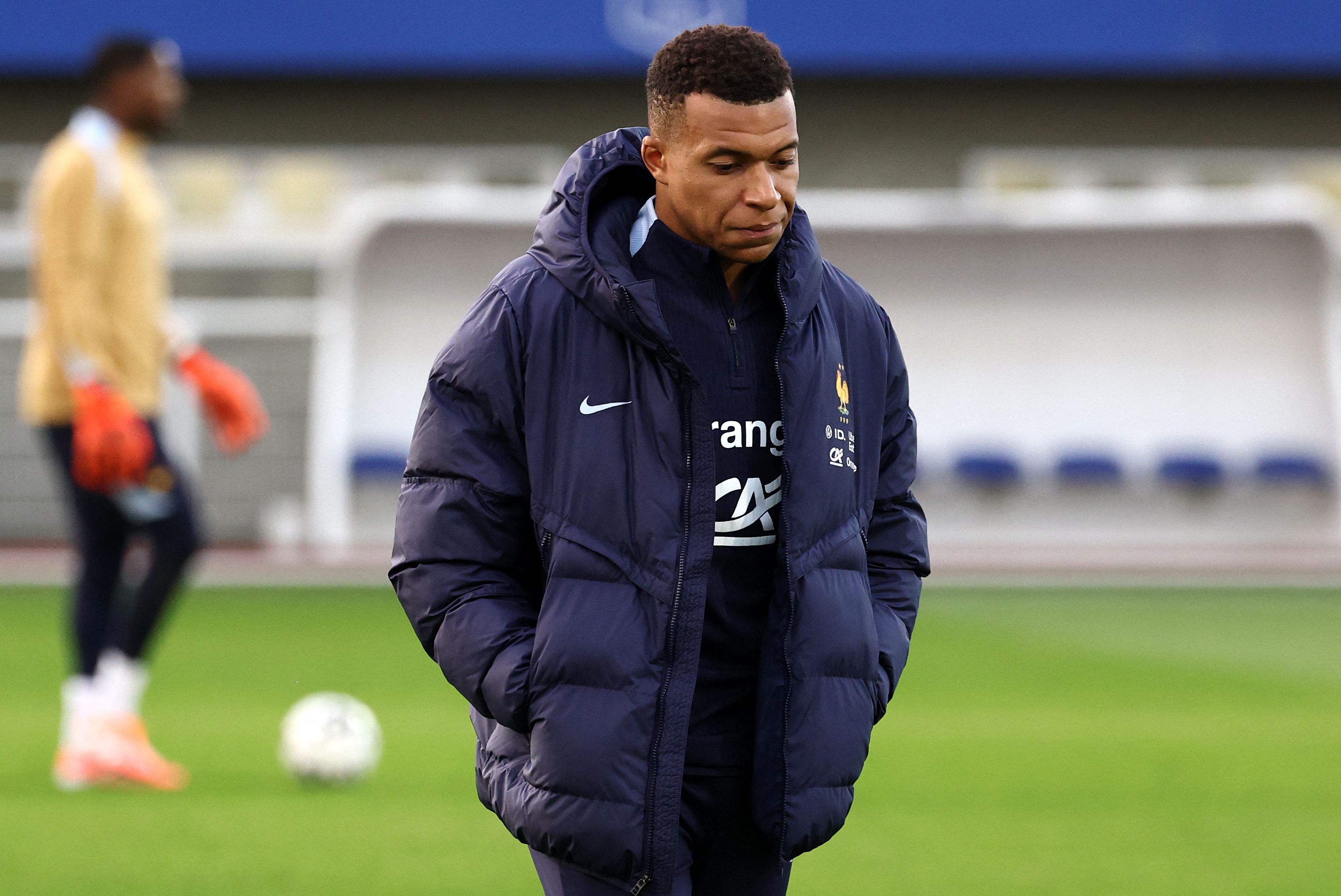 九游网页版入口-包含法国杯今晚再迎强敌,上海海港刷新队史纪录,主帅态度:球迷炸锅,训练强度明显提升的词条