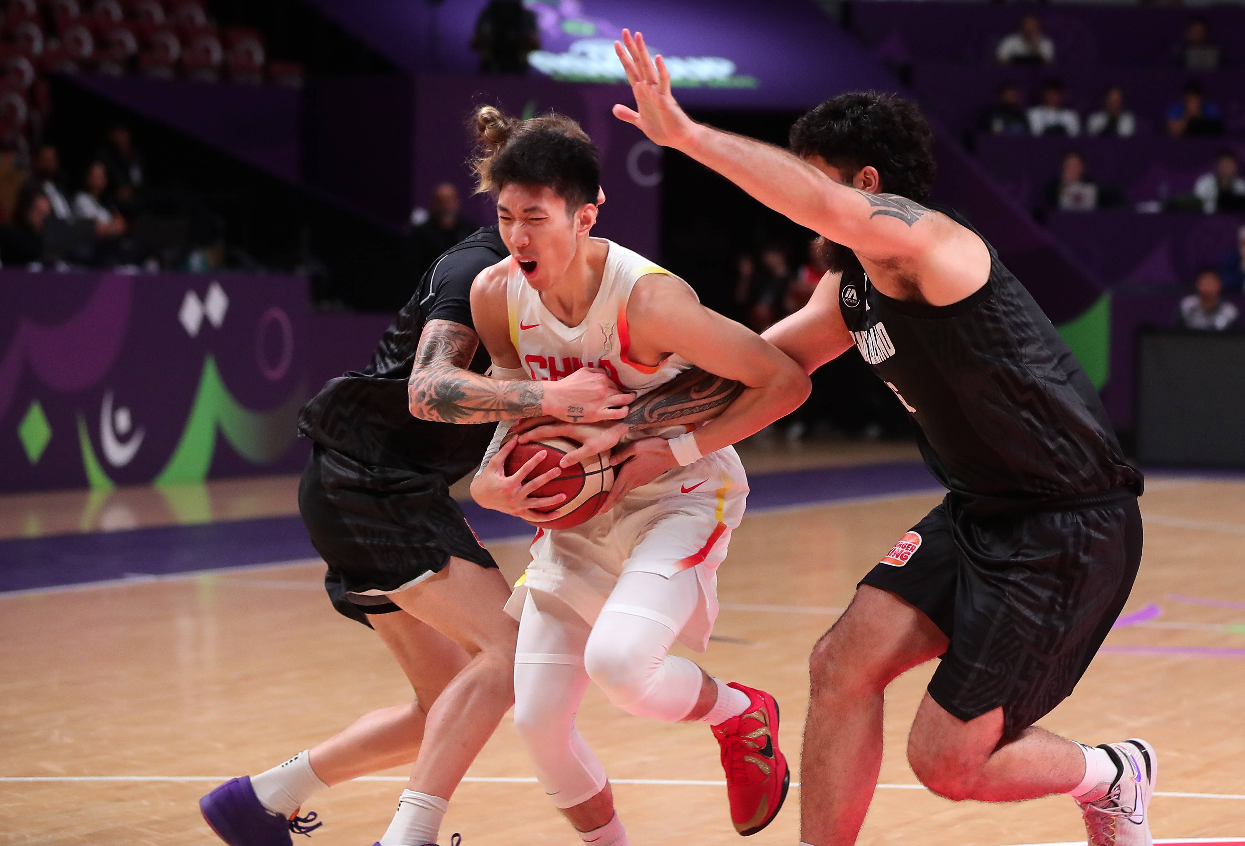 九游官网首页-包含欧篮联国际比赛日走向成谜，金州勇士豪取连胜，质疑声仍在，医务组通报恢复的词条