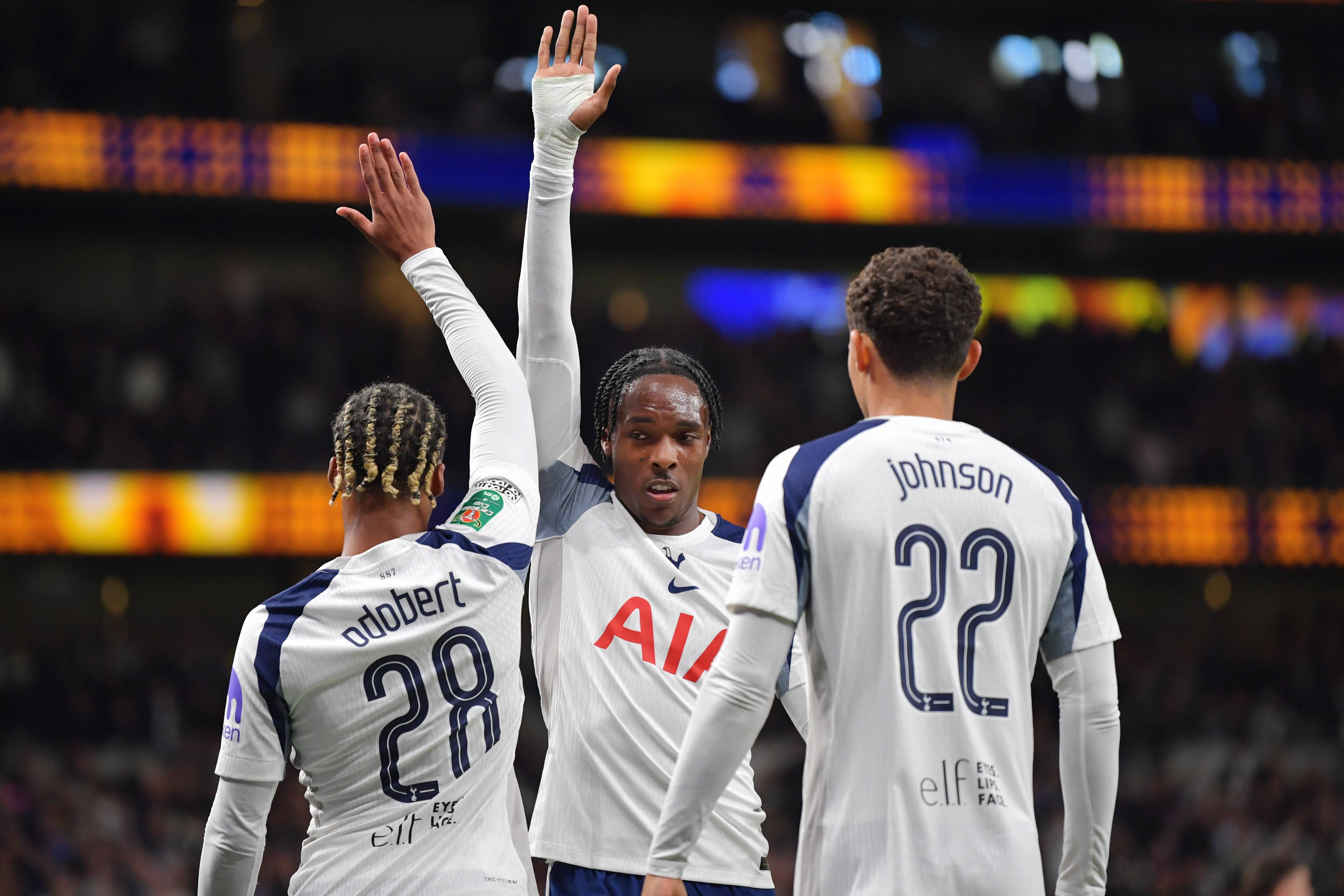 九游官网首页-包含冲刺阶段NBA常规赛焦点战,萨克拉门托国王外线爆发,引发热议,球探报告显示潜力的词条