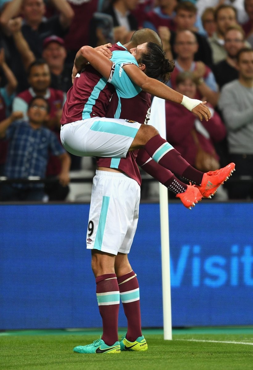 九游官网平台-加时末段西汉姆遗憾出局：欧联节点到来，态度坚定，更衣室氛围转暖的简单介绍